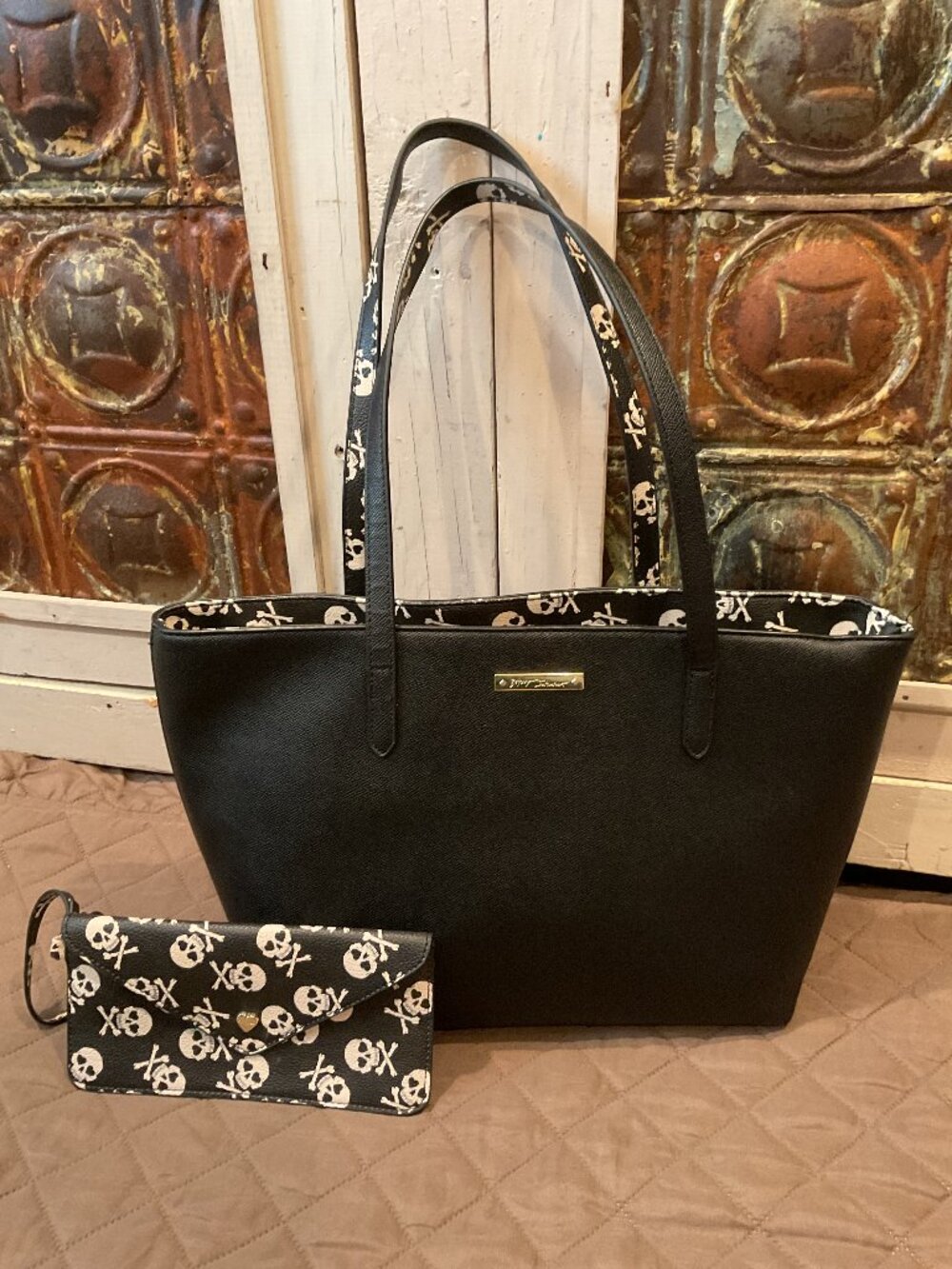 Betsey Johnson Halloween Black Tote Bag Handbag with Skull Wristlet NWT